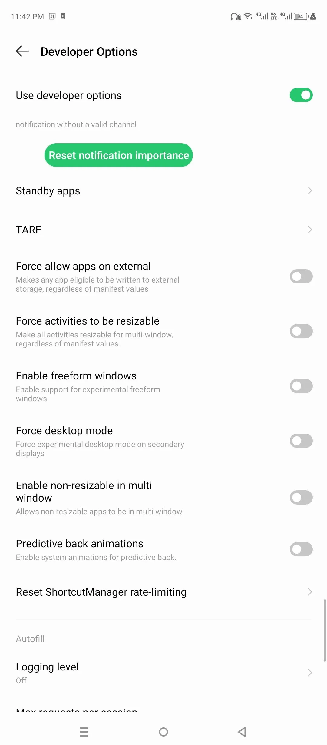 Bật chế độ máy tính để bàn (desktop mode) trên Android qua Tùy chọn nhà phát triển để kết nối màn hình ngoài.