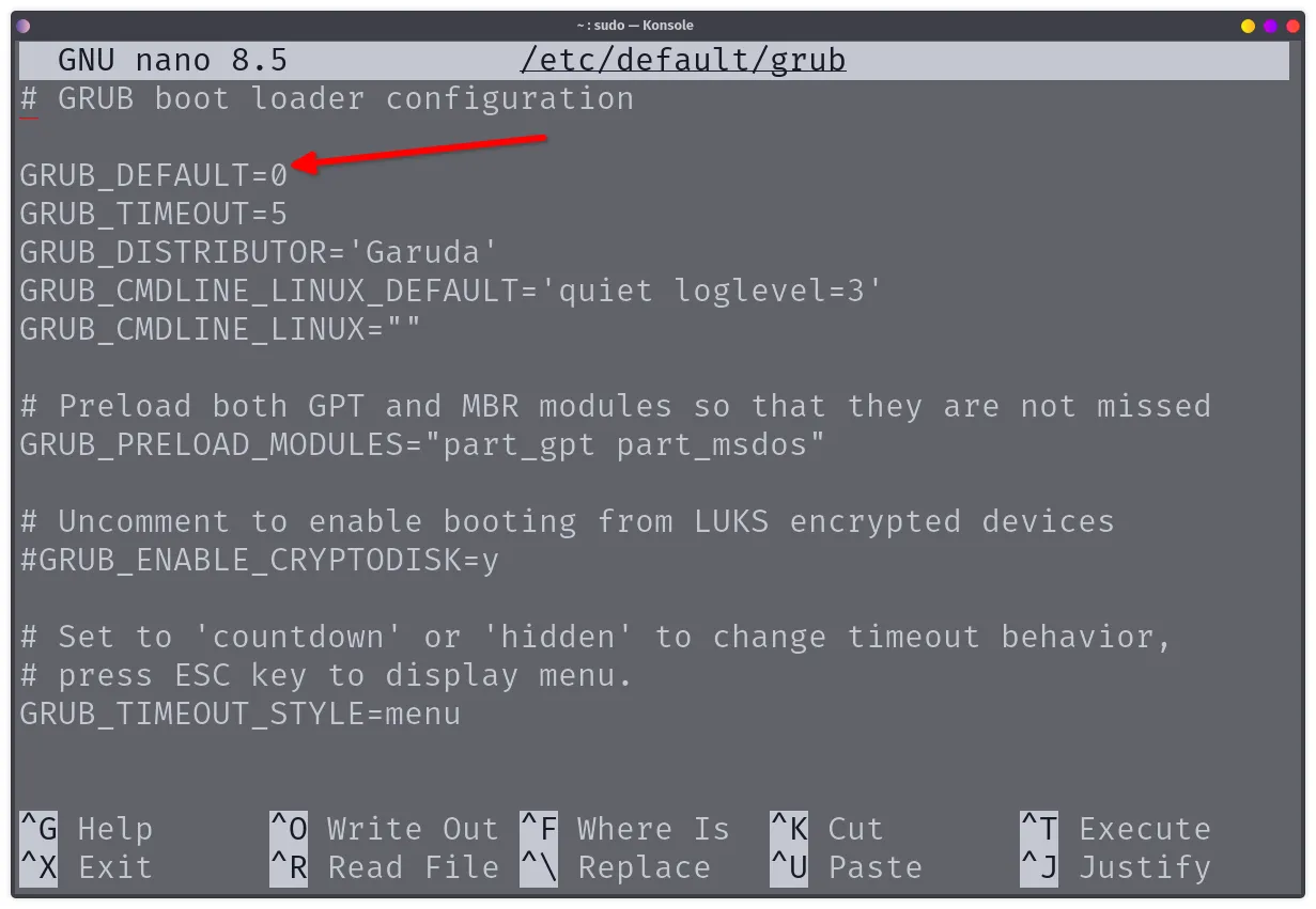 Biến GRUB_DEFAULT trong tệp cấu hình GRUB để thiết lập hệ điều hành mặc định