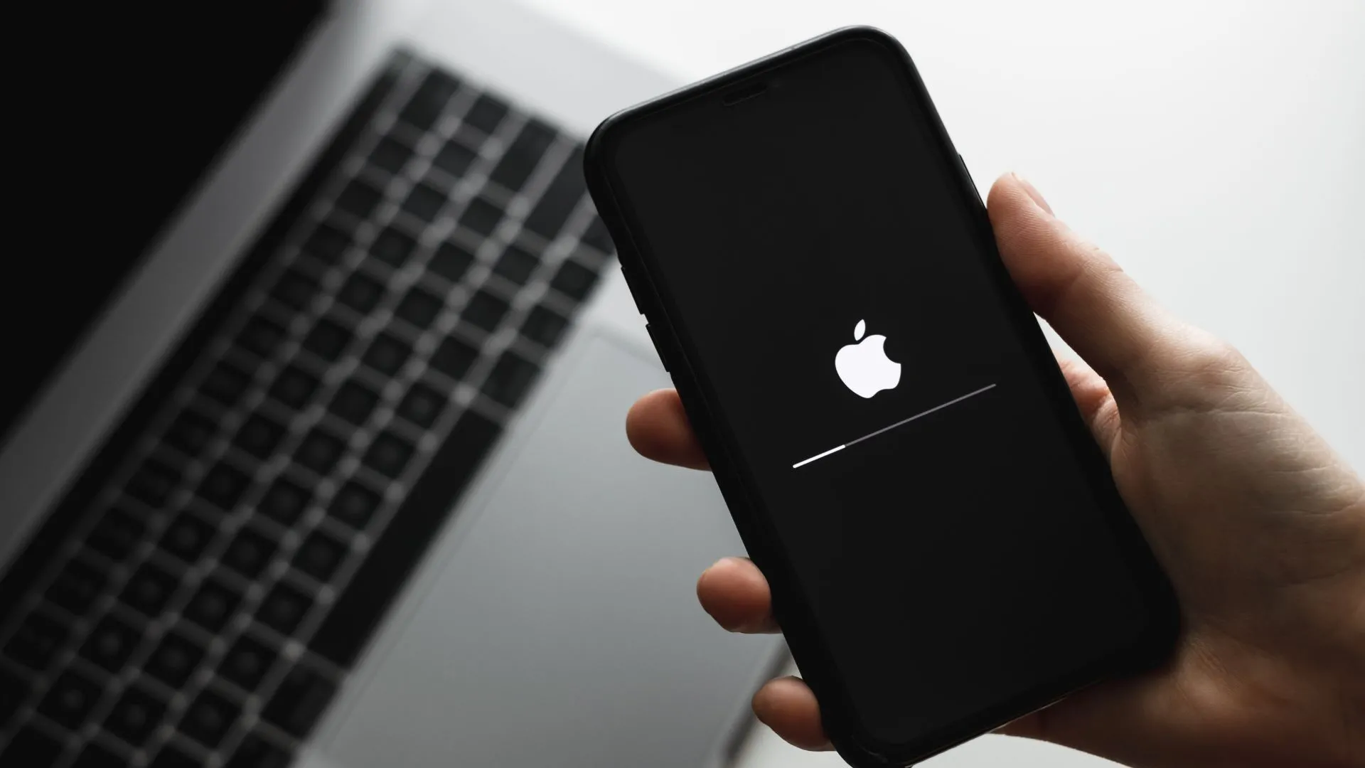 Cập nhật phần mềm iOS trên iPhone