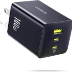 Củ sạc Baseus 100W USB C màu trắng với 3 cổng sạc.