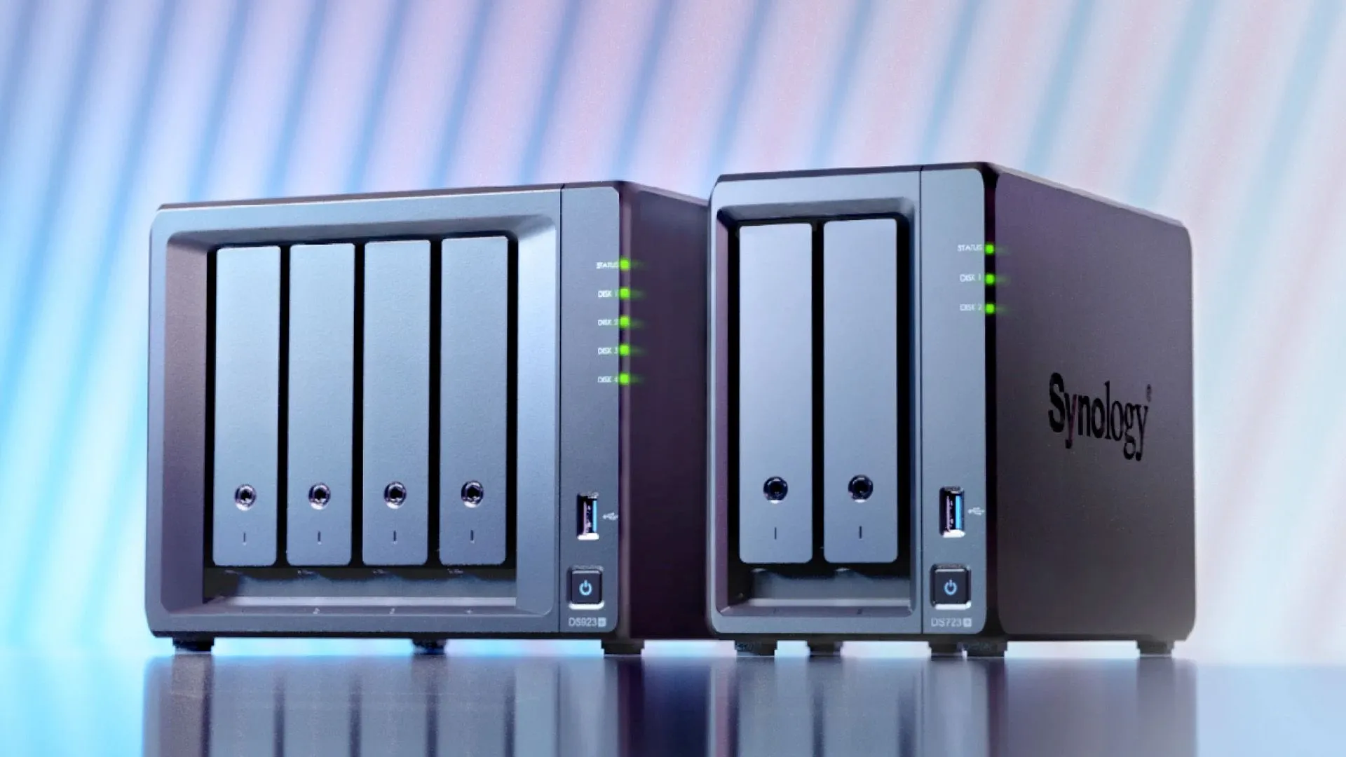 Hệ thống lưu trữ mạng NAS Synology DiskStation DS923+ với các ổ cứng được lắp đặt