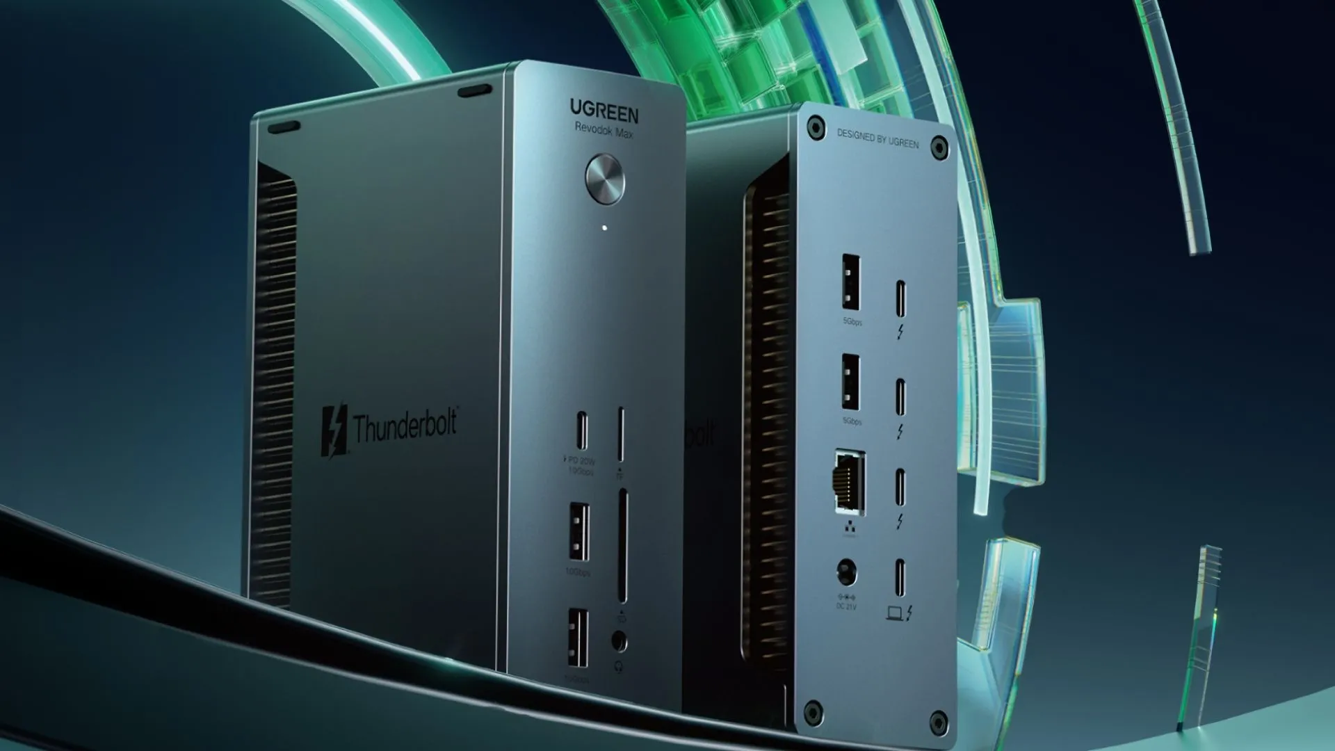 Hình ảnh hai dock Thunderbolt 5 UGREEN Revodok Max 2131 hiển thị chi tiết các cổng kết nối phía trước và phía sau.
