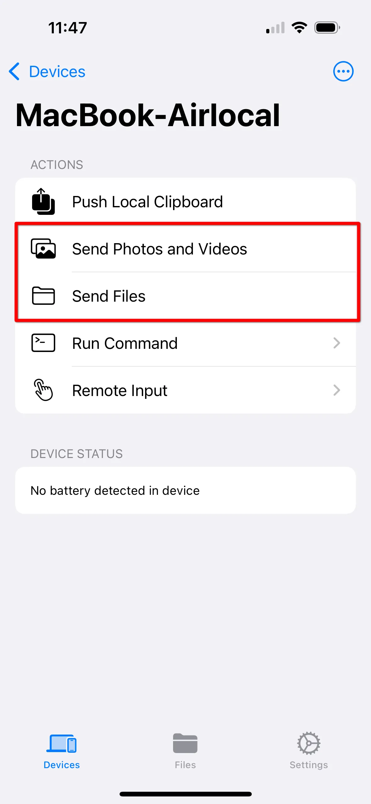 Màn hình ứng dụng KDE Connect trên iPhone hiển thị các tùy chọn "Gửi Ảnh & Video" và "Gửi Tệp" được khoanh đỏ