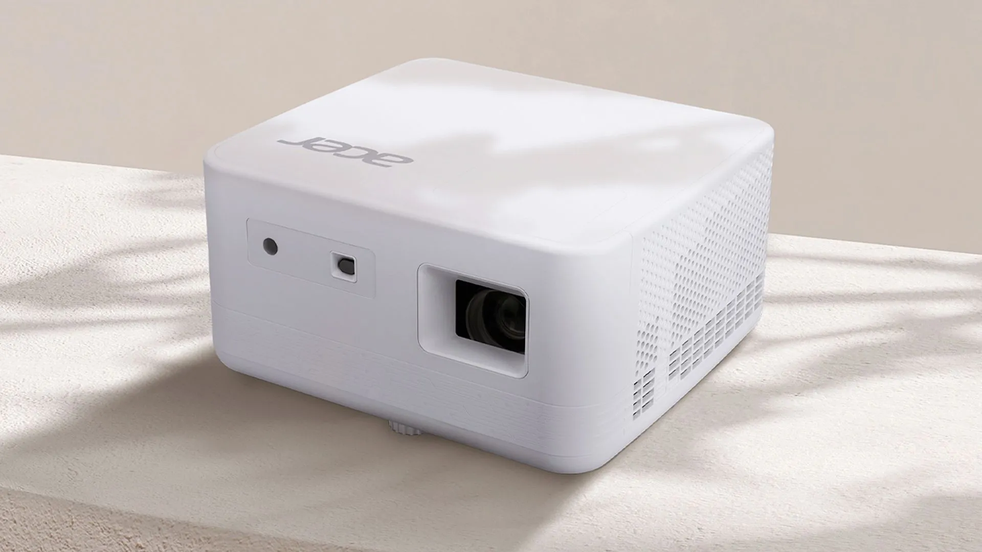 Máy chiếu Acer nhỏ gọn màu đen, minh họa khả năng di động và tiện lợi