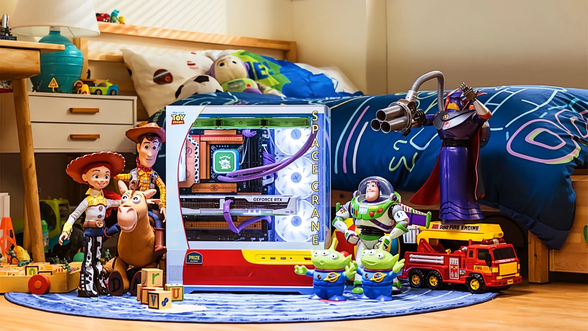 Máy tính để bàn MSI phiên bản Toy Story cùng với các nhân vật đồ chơi