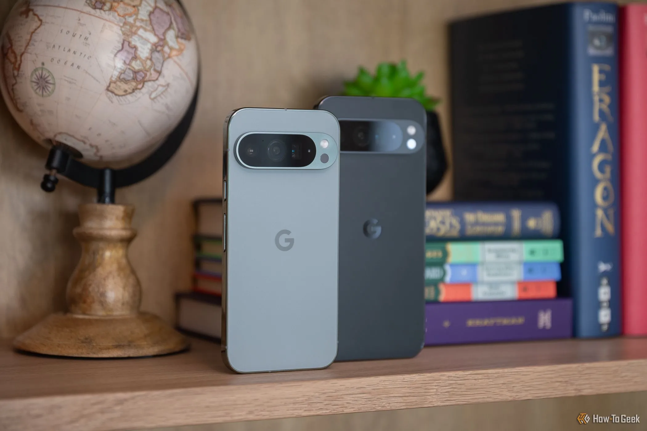Một vài mẫu điện thoại Google Pixel, liên quan đến các vấn đề về màn hình và haptic sau bản cập nhật tháng 3.
