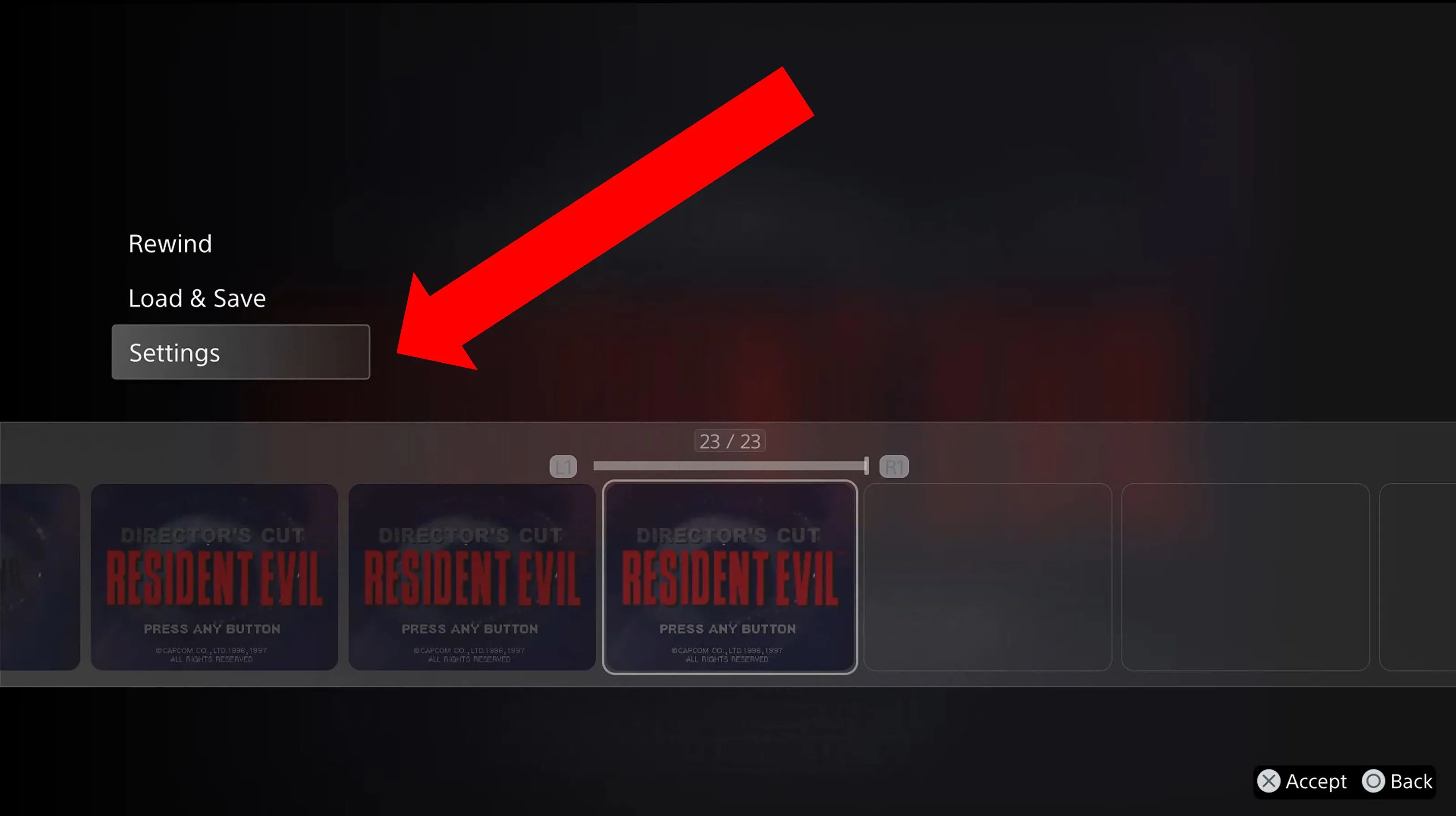 Mũi tên đỏ chỉ vào tùy chọn "Settings" trong menu cài đặt của trình giả lập PlayStation Classics để thay đổi phiên bản NTSC hoặc PAL.