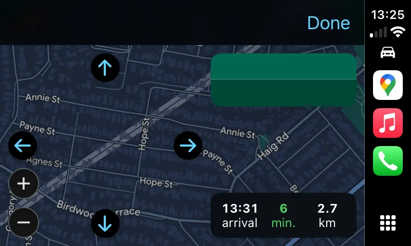 Nút cho phép di chuyển bản đồ tự do trên Google Maps khi dùng CarPlay