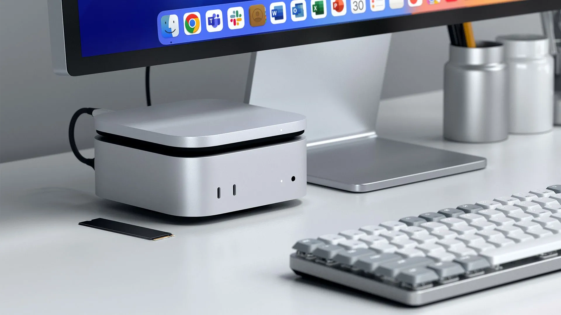 Ổ cứng di động NVMe USB4 siêu mỏng của Satechi hiển thị thiết kế nhỏ gọn và cổng kết nối.