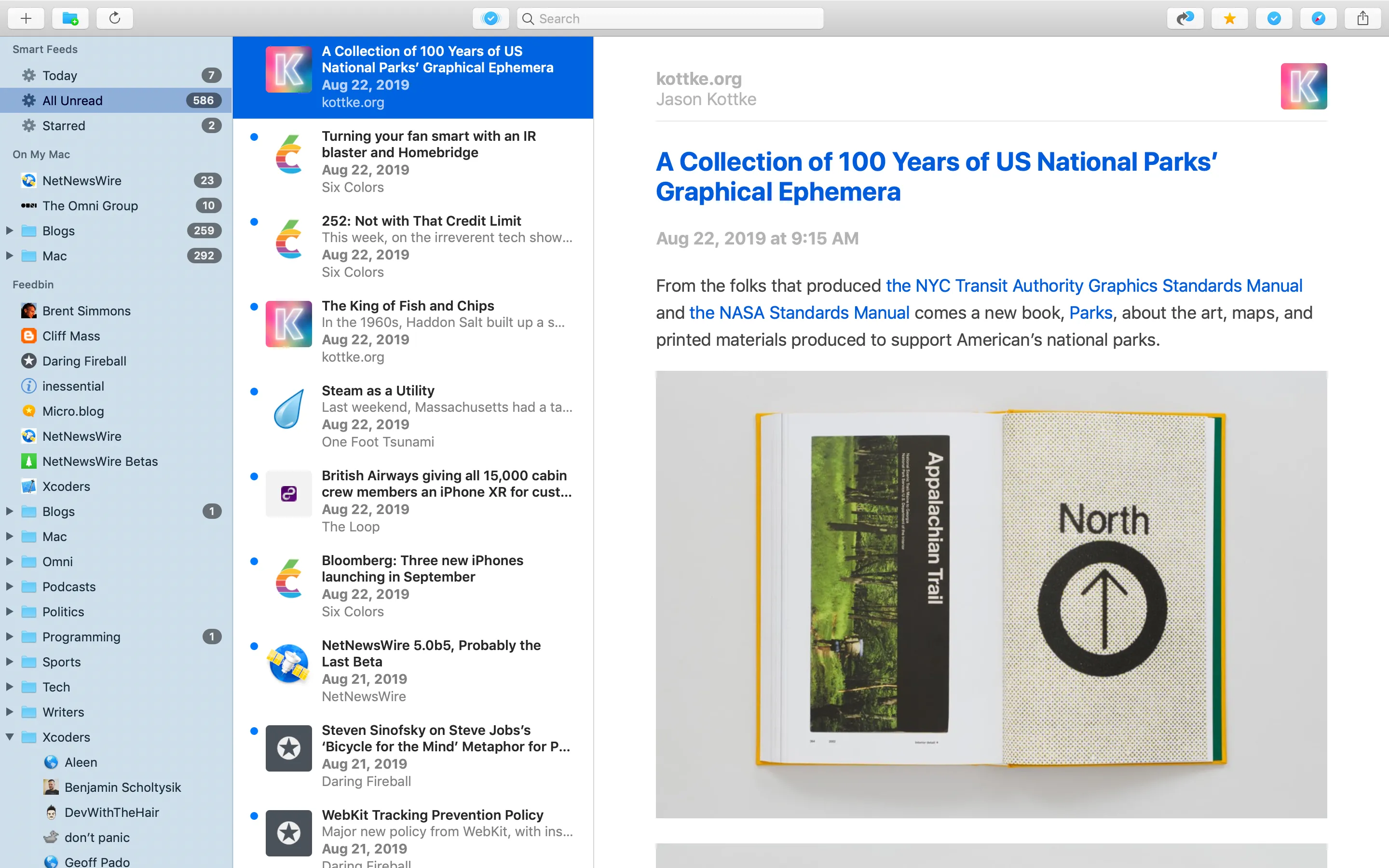 Trình đọc RSS NetNewsWire với giao diện tối giản trên macOS